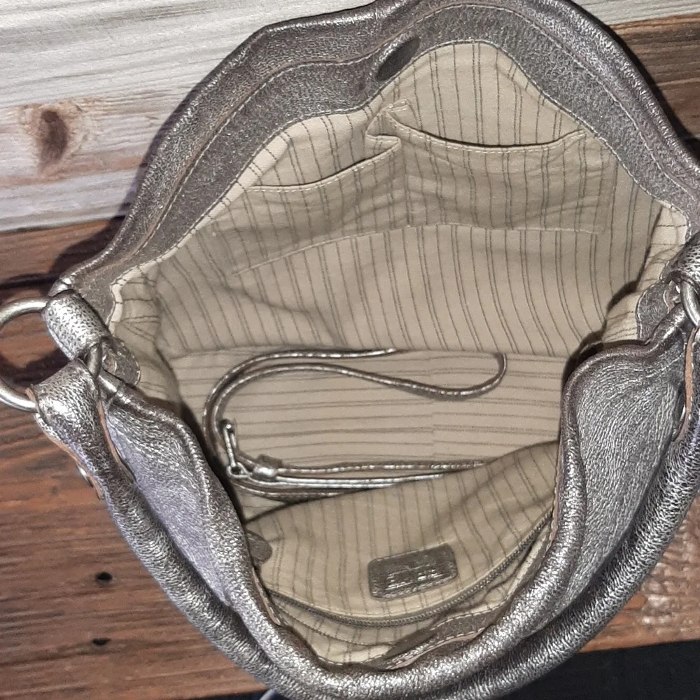 FRYE Melissa Leather Hobo/Shoulder/Crossbody Bag .. Silver